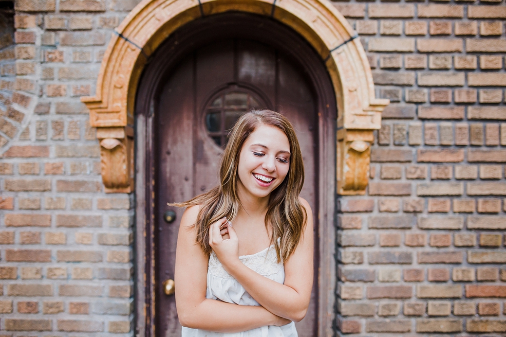 View More: http://kaileyraephotography.pass.us/lindseyseniors